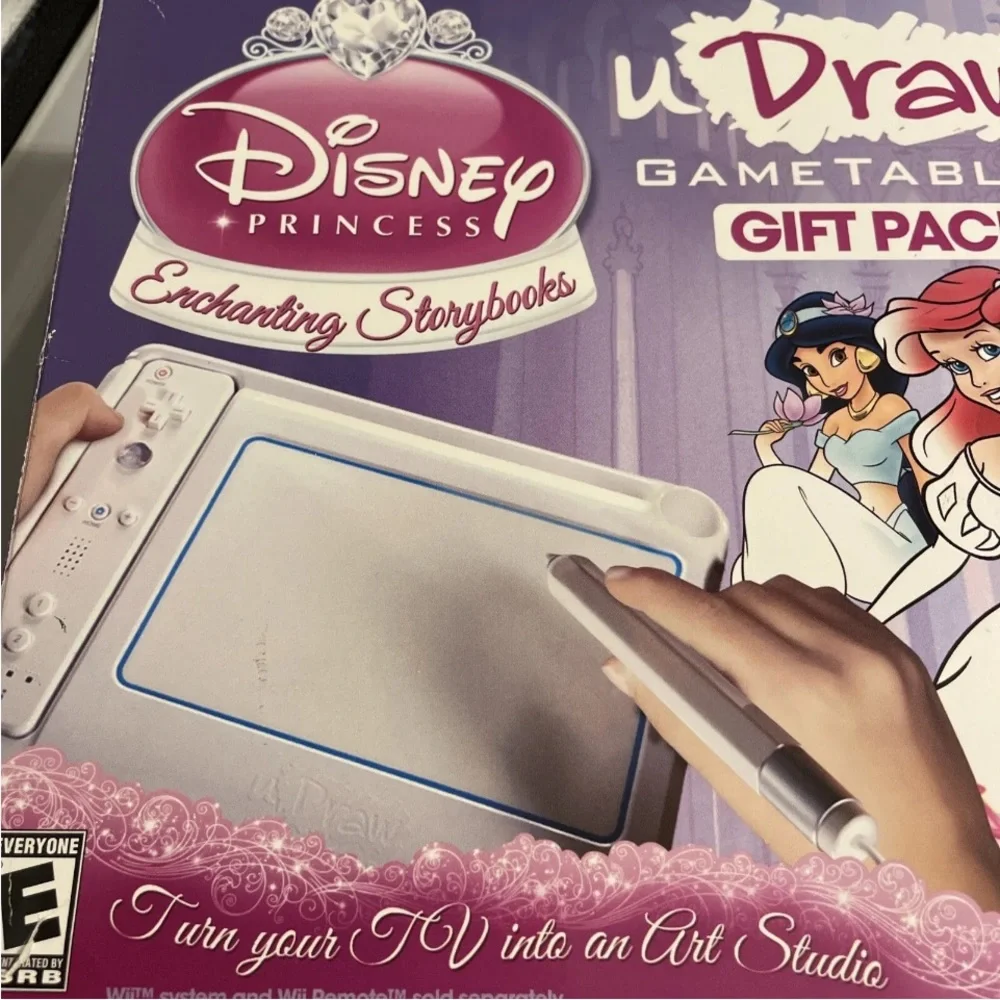 uDraw Game Tablet Studio  & Disney Princess: Enchanting Storybooks Nintendo